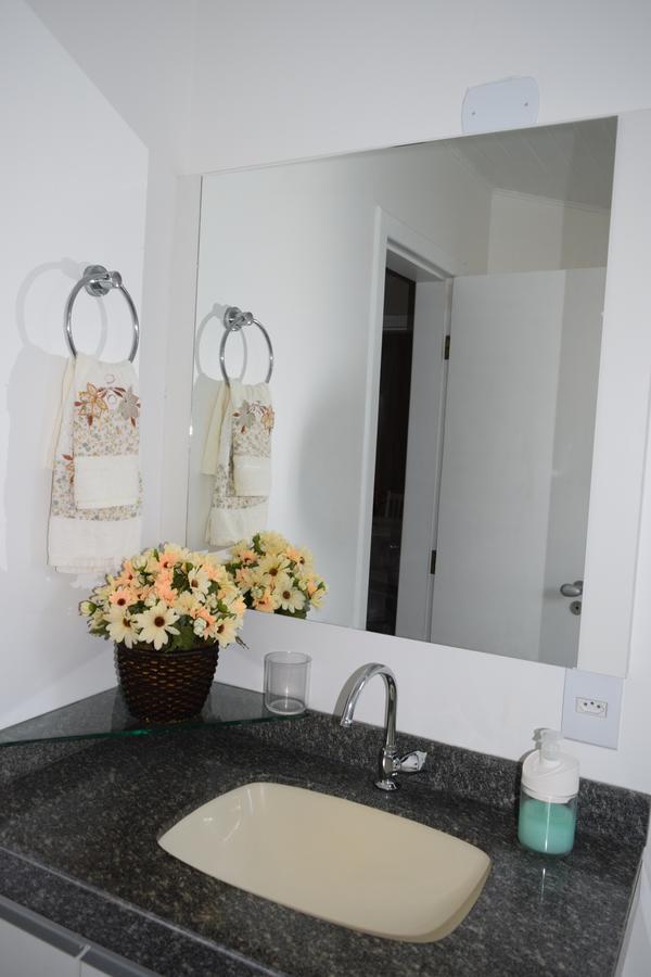 Apartamento Lindo Apto Na Rua Da Ingleses *